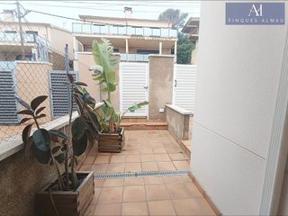 Casa adosada en venta en Nucli Urbà en Calafell