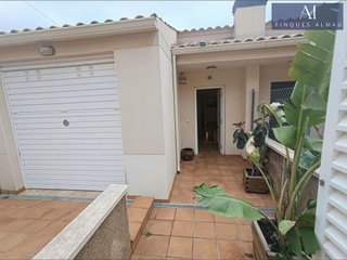 Casa adosada en venta en Nucli Urbà en Calafell