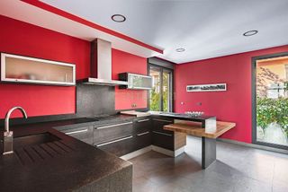 Chalet en venta en Zubia (La)