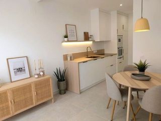 Casa adosada en venta en La Siesta - El Salado - Torreta en Torrevieja