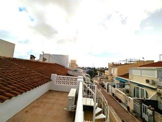 Casa adosada en venta en La Siesta - El Salado - Torreta en Torrevieja