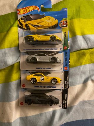 Hot Wheels Exotics Lamborghini Porsche Ferrari