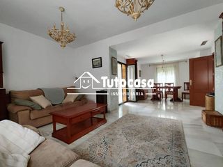 Chalet en venta en Montequinto en Dos Hermanas