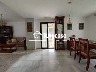 Chalet en venta en Montequinto en Dos Hermanas