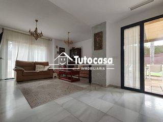 Chalet en venta en Montequinto en Dos Hermanas