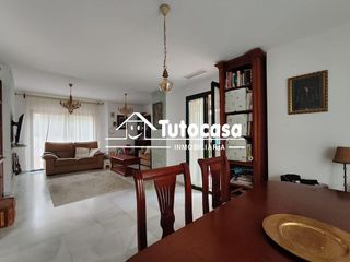 Chalet en venta en Montequinto en Dos Hermanas