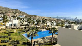 Chalet en venta en Cala de Finestrat en Finestrat