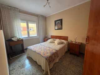 Piso en venta en Les Planes en Hospitalet de Llobregat, L´