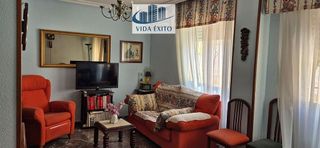 Piso en venta en Linares