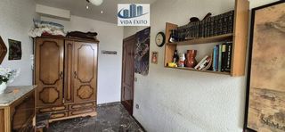 Piso en venta en Linares