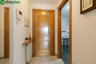 Piso en venta en Pajaritos - Plaza de Toros en Granada
