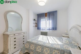 Piso en venta en Pajaritos - Plaza de Toros en Granada