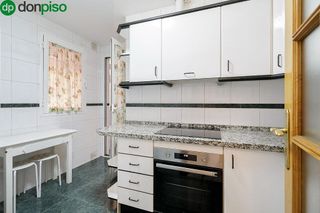 Piso en venta en Pajaritos - Plaza de Toros en Granada