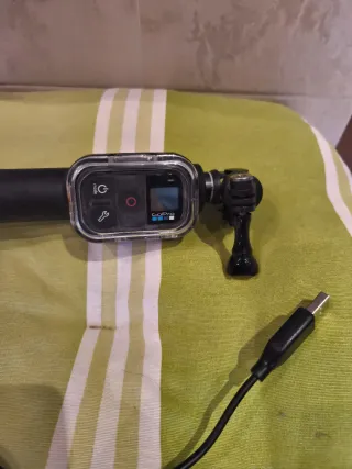 Soporte GoPro con Mando WiFi de una Gopro Hero 4