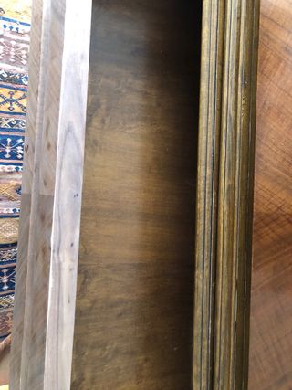 Escritorio antiguo de madera para restaurar