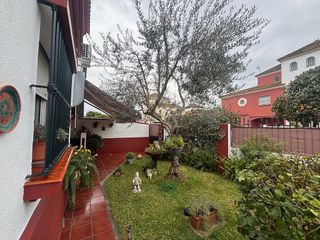 Casa pareada en venta en Gines