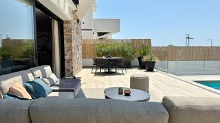 Chalet en venta en Cala de Finestrat en Finestrat