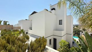 Chalet en venta en Cala de Finestrat en Finestrat