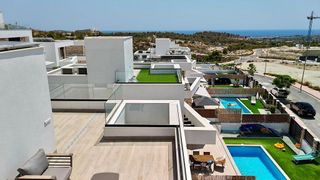 Chalet en venta en Cala de Finestrat en Finestrat
