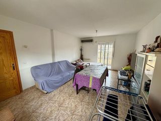 Casa adosada en venta en Villanueva de la Torre