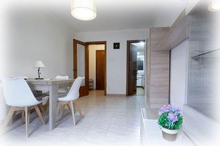 Piso en venta en Pubilla Cases en Hospitalet de Llobregat, L´