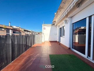 Ático en venta en Bufalà en Badalona