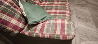 Sofá de tela a cuadros