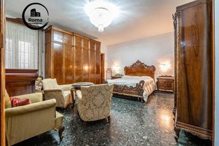 Piso en venta en Centro - Sagrario en Granada