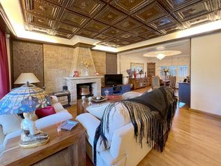 Chalet en venta en Utebo