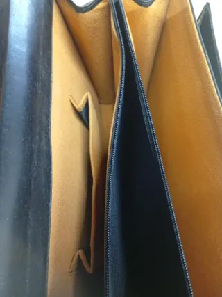 Bolso de piel cuero negro para hombre