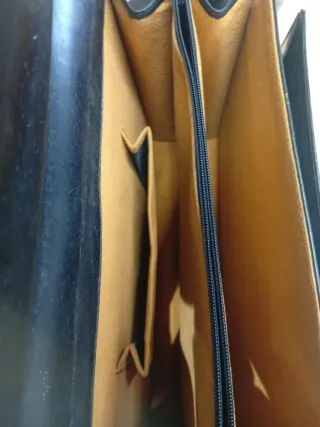 Bolso de piel cuero negro para hombre