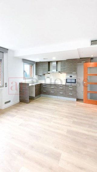 Piso en venta en Vallcarca i els Penitents en Barcelona