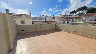 Piso en venta en Montemar en Torremolinos