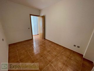 Piso en venta en Yecla