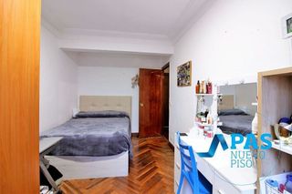 Piso en venta en Numancia - San Fernando en Santander