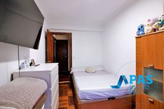 Piso en venta en Numancia - San Fernando en Santander