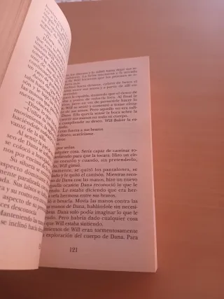 Un sentimiento especial, dos mundos  opuestos,un b