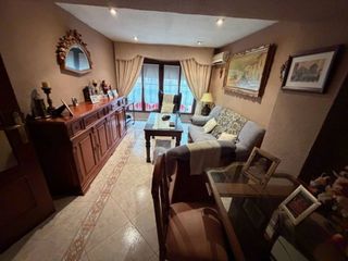 Casa en venta en Lucena
