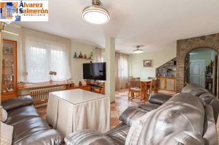 Chalet en venta en Otura