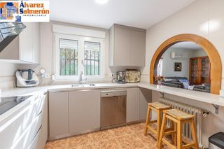 Chalet en venta en Otura