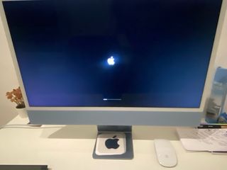 iMac Pantalla Grande con Teclado y Ratón
