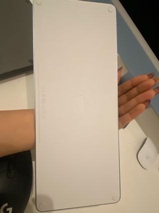 iMac Pantalla Grande con Teclado y Ratón