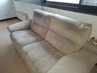 Sofá beige de ante
