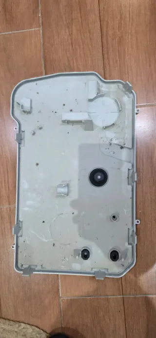 Bandeja inferior con corcho para boya