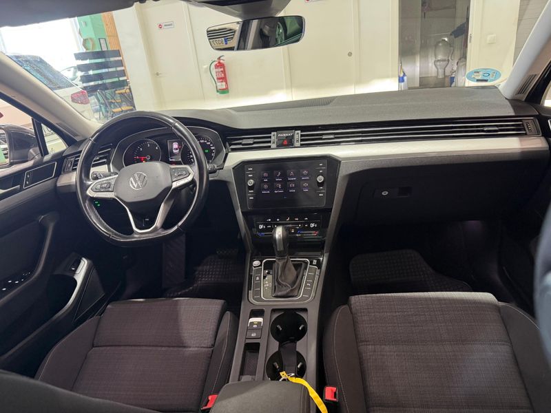 Volkswagen Passat Variant Executive 2.0 TDI 2022, foto 14