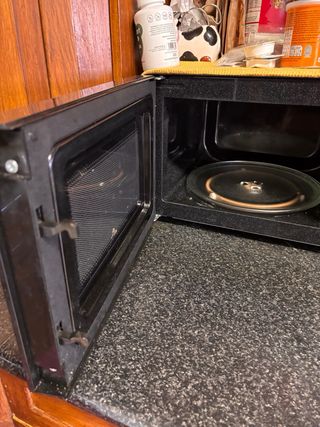 Microondas Hisense Negro