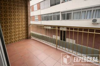 Piso en venta en El Mercado en Manises