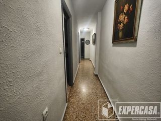 Piso en venta en El Mercado en Manises