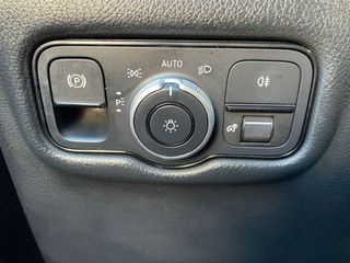 MERCEDES-BENZ Clase V 250d 190cv Automática Style Larga