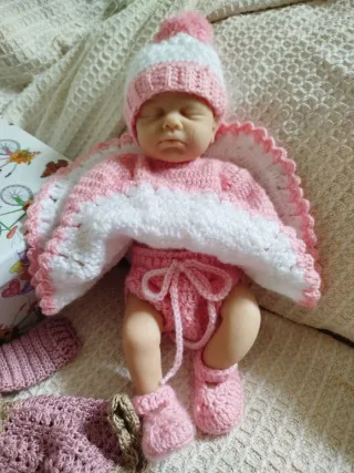 Ropita Reborn Crochet Rosa y Lila